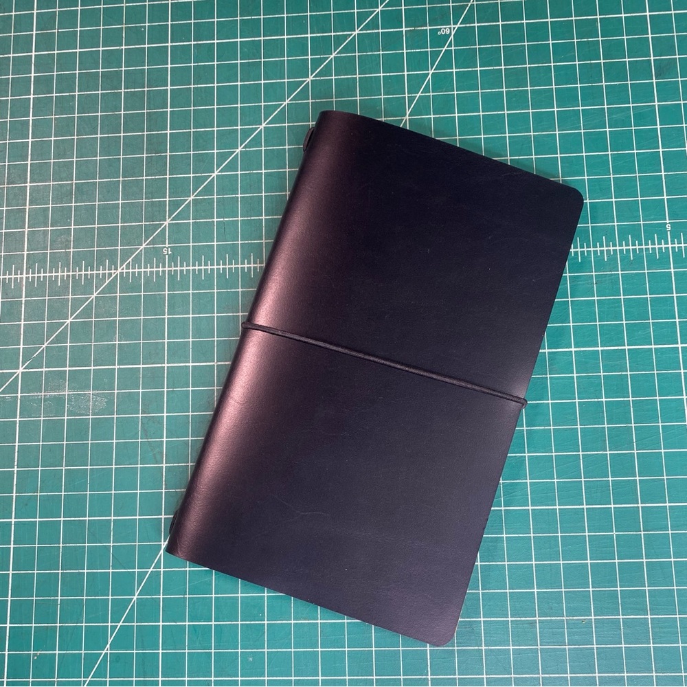 Large Journal Cover. Black sheen leather, brown interior 9x 5.5”Free Insert